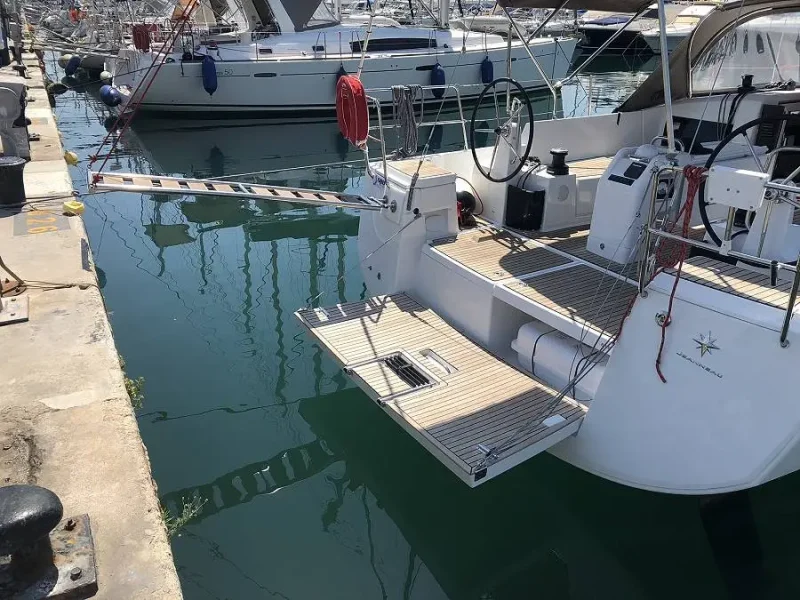 SUN ODYSSEY 440