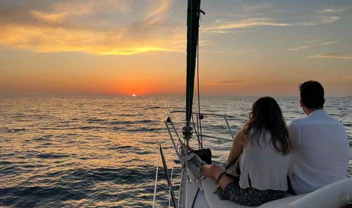 Sailing boat Calipso Sunset in Mykonos